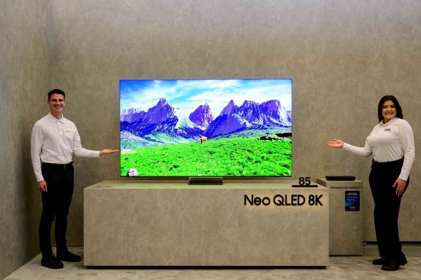 Samsung presenteerde ook het nieuwe topmodel, de Neo QLED 8K QN990F.