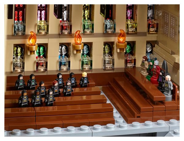 LEGO Harry Potter Zweinstein-set flink goedkoper bij Bol
