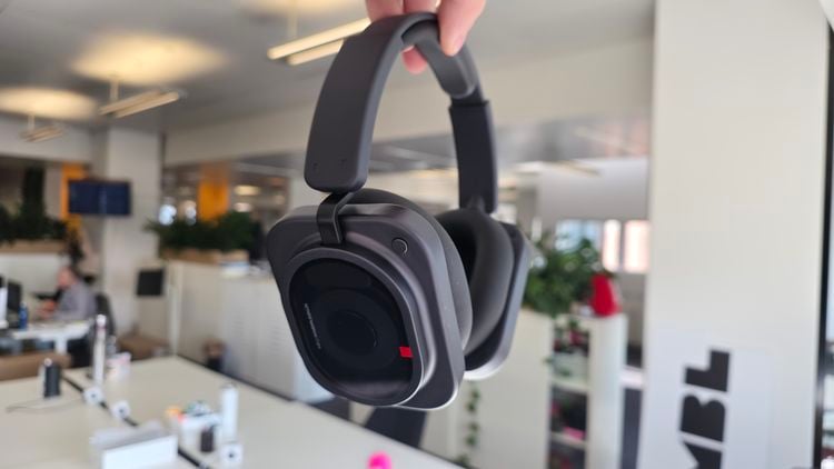 Het Londense Nothing haalt wisselvallige resultaten op hun smartphones, maar qua audio scoort het keer op keer. Weet het merk dat weer te doen met de nieuwe Headphone (1) Pro?