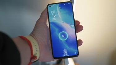 Waarom je niet snel je smartphone wil opladen op een vliegveld