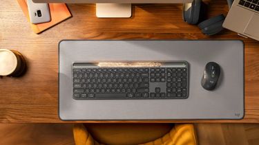 Logitech heeft een nieuw toetsenbord onthuld die in principe nooit leeg gaat. Althans, zolang je niet in een grot woont.