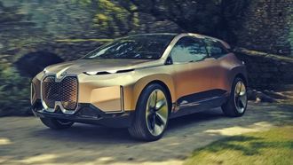 2021 BMW Vision iNext Concept 1