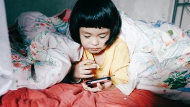 Het verbod op sociale media voor kinderen onder de vijftien jaar in Frankrijk gaat niet door. Een rechter heeft een streep door het plan gezet.