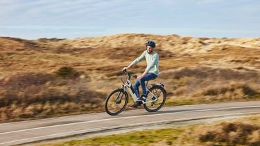 De beste elektrische fietsen onder de 3000 euro volgens de ANWB