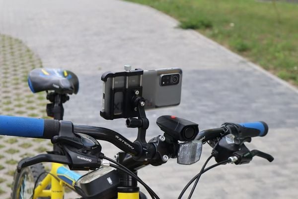 Fietscomputer of smartphone? Wat is beter op je fiets?