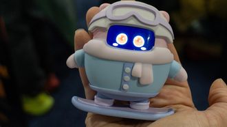 Er komt een nieuw virtueel huisdiertje dat erg doet denken aan een Tamagotchi. Echter groeit de Sweekar fysiek uit tot een volwassen robotje.