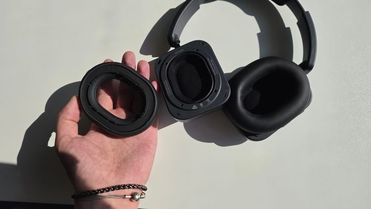 Het Londense Nothing haalt wisselvallige resultaten op hun smartphones, maar qua audio scoort het keer op keer. Weet het merk dat weer te doen met de nieuwe Headphone (1) Pro?