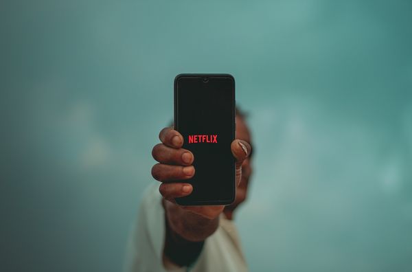 Netflix, account delen, geld betalen