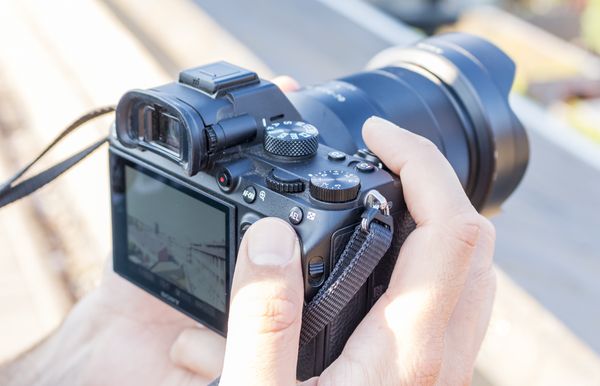 Sony A7 Mark III review bediening