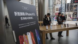 Apple iPhone China 16x9