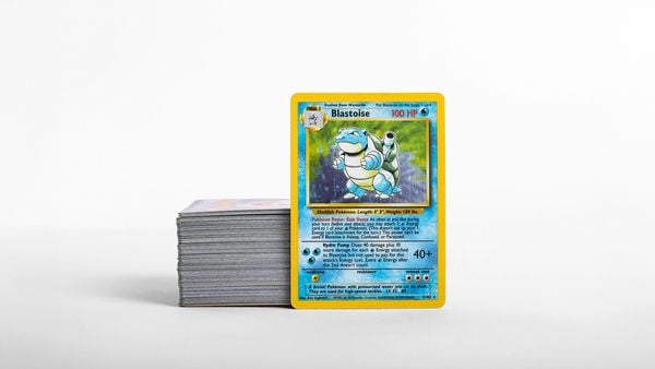 Pokémon-kaarten hebben de laatste jaren een opleving gekregen. Die populariteit heeft ook gezorgd voor een groei in vervalsingen, maar hoe kan je ze herkennen?