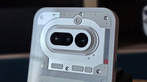 De Nothing Phone 4(a) is een uitstekend en mooi apparaatje voor het geld dat je ervoor neer moet leggen