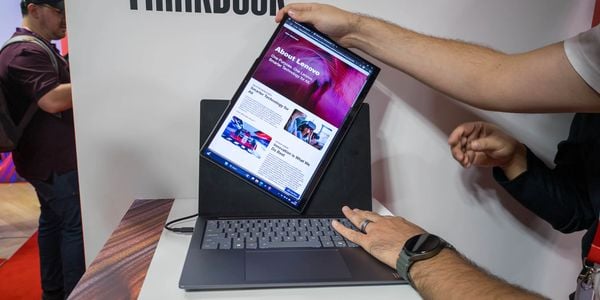 Lenovo heeft tijdens de IFA-beurs in Berlijn een concept laptop getoond met een draaibaar scherm op een unieke manier