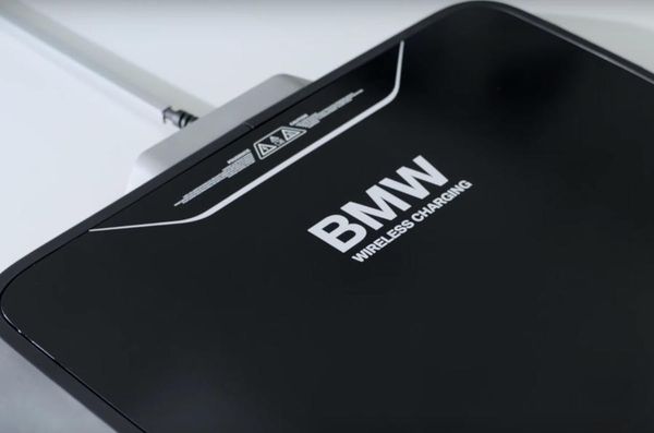 BMW draadloos opladen elektrische auto