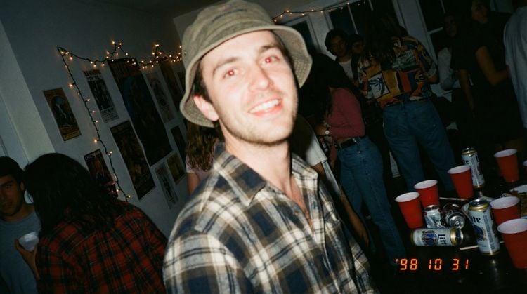 AI-gegenereerde foto's zijn sinds vorige week lastiger dan ooit om te spotten. Toch is er een makkelijke manier om het zelf te checken.