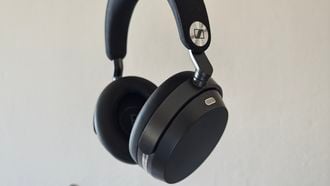 Na jaren wachten hebben we nu eindelijk de opvolger van de Momentum 4. Kan Sennheiser het wachten op de Momentum 5 het waard maken?