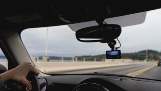 Is het in 2025 verstandig om een dashcam te gebruiken in je auto?