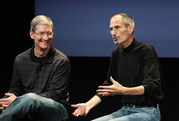 Tim Cook vs Steve Jobs