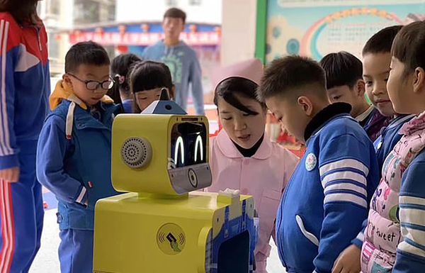 Walklake robot kinderen China