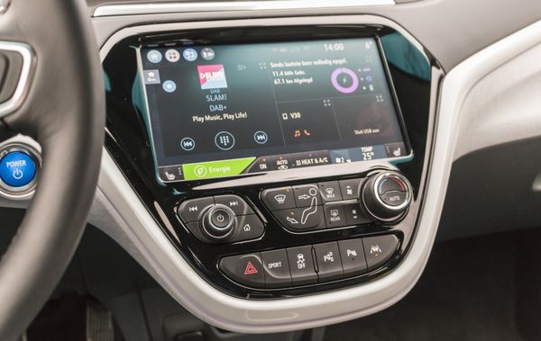 Opel Ampera-e review interieur