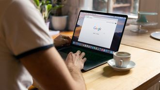 Google zoekmachine op laptop