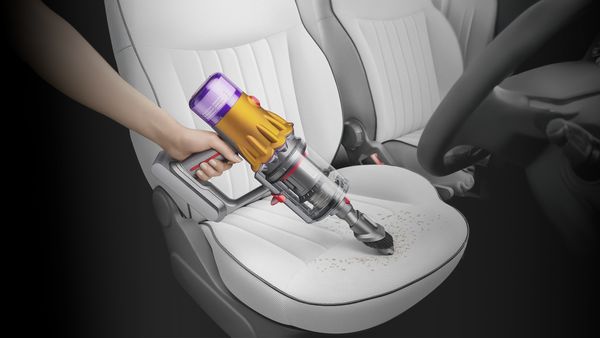 Bol is weer aan het stunten met een van de best ontvangen steelstofzuigers van Dyson. De alleskunner is nu maar liefst 200 euro goedkoper.