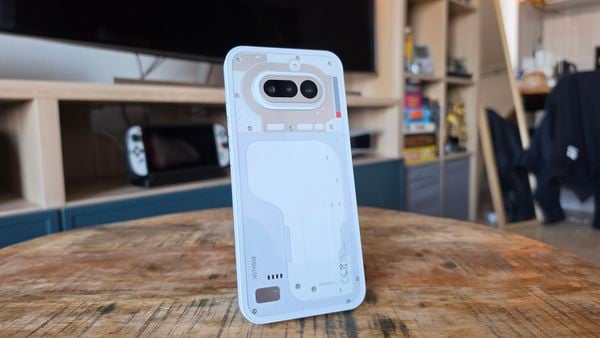 De Nothing Phone 4(a) is een uitstekend en mooi apparaatje voor het geld dat je ervoor neer moet leggen