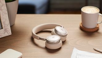 JBL heeft middels een persbericht een aantal nieuwe producten uit de doeken gedaan, waaronder een compleet nieuw idee: een microfoon.