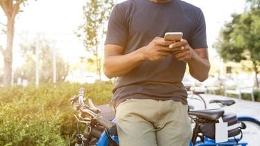 Fietscomputer of smartphone? Wat is beter op je fiets?