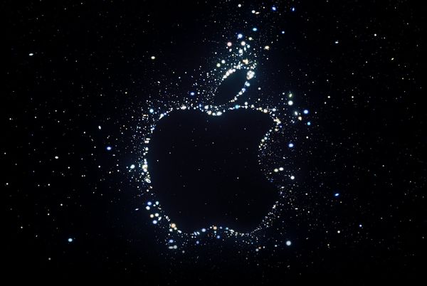 Apple, iPhone