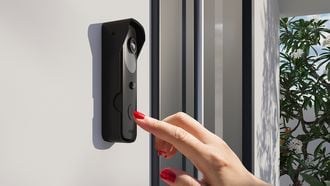 Een videodeurbel laat je meteen veel veiliger voelen. Action laat nu zien dat je deze ook nog eens zeer goedkoop in huis kan halen.