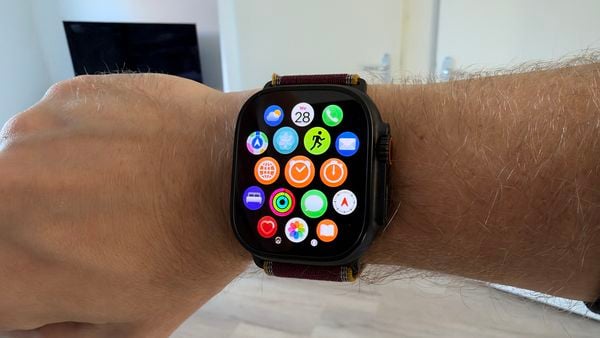 Na jaren een gewone Apple Watch te dragen, testte ik de Ultra 4 en vooral één verschil valt op (review)