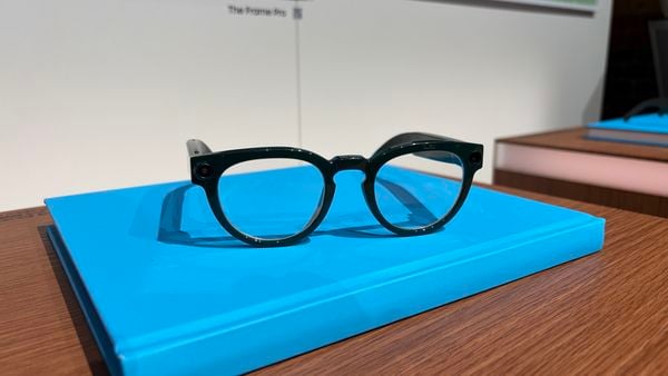 Samsung komt met slimme bril die Meta Ray-Ban rechtstreeks moet uitdagen