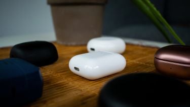 Apple AirPods 2 Earbuds MediaMarkt