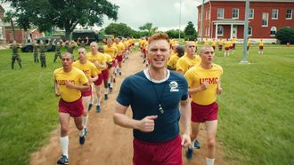 De nieuwe Netflix-serie Boots staat sinds vrijdag op de service en is nu al een van de best bekeken series in Nederland.