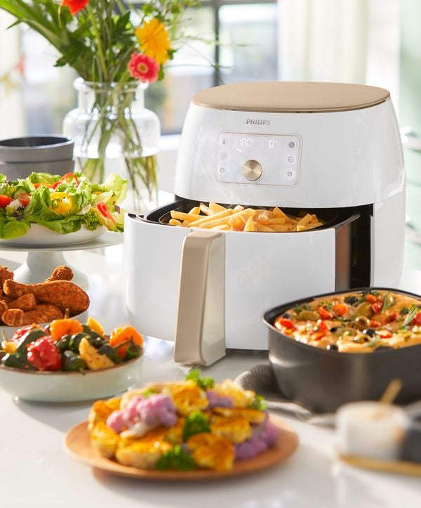 https://www.coolblue.nl/product/901267/philips-airfryer-xxl-smart-sensing-premium-wit-hd9870-20-bakvorm.html