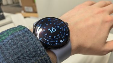 De Google Pixel Watch 4 is zonder twijfel de beste smart watch ooit om een paar goede redenen. Althans, voor Android-gebruikers.