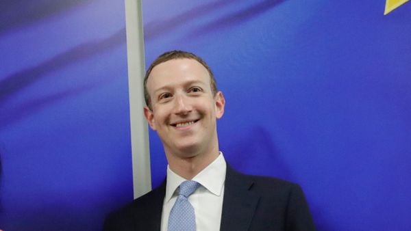 Mark Zuckerberg Apple Facebook, instagram, facebook, meta, twitter