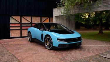 Ferrari's eerste elektrische auto voegt Apple en Samsung samen met uniek ontwerp