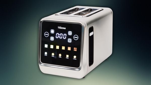 Om je broodjes of bagels perfect bruin te bakken heb je een goede broodrooster nodig en Action lijkt er nu een aan te bieden.