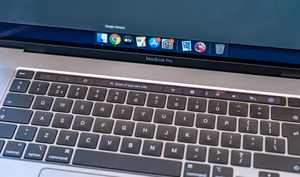 MacBook Pro 16-inch 09