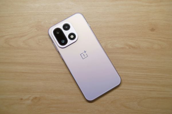 Het zou kunnen dat OnePlus gaat verdwijnen als zelfstandig smartphonemerk. Eigenaar OPPO zou erover denken om realme en OnePlus te laten fuseren.