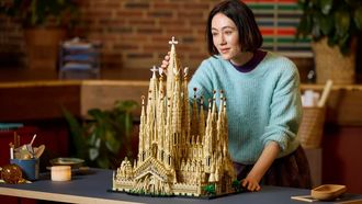 Lego heeft een nieuwe set aangekondigd in de Architecture-lijn van de wereldberoemde Sagrada Familia-basiliek en is meteen de grootste Lego-set ooit.