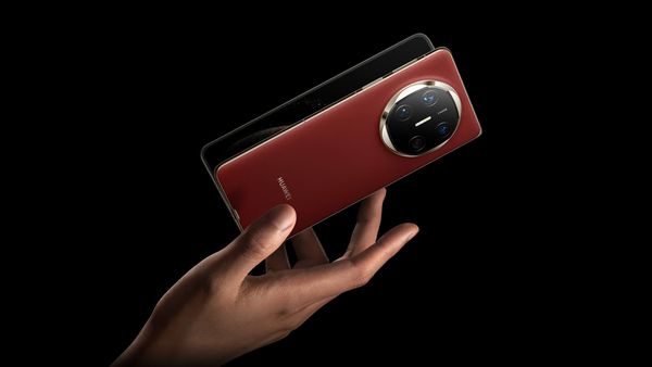 Huawei presenteert nieuwe vouwtelefoon en bijzondere smartwatch