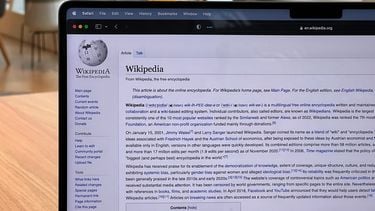 Wikipedia geeft Duolingo goede voorbeeld met AI