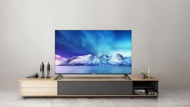 Bol heeft een al goedkope televisie nóg goedkoper gemaakt. Voor minder dan 300 euro heb je al een mooi schermpje in je woonkamer.