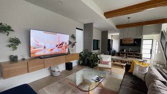 IPTV vs. reguliere tv: hoeveel geld bespaar je?