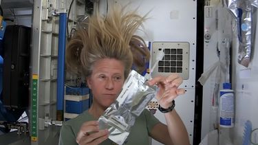 NASA-astronauten drinken meer zweet en urine en dat is goud