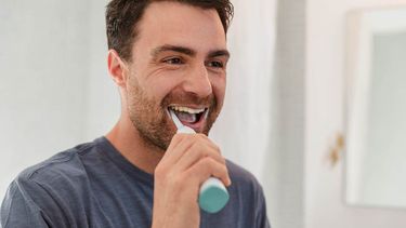 man elektrische tandenborstel