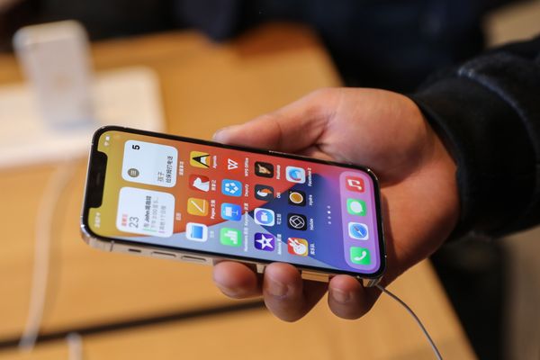 Frankrijk verbiedt voorlopig verkoop iPhone 12 vanwege straling